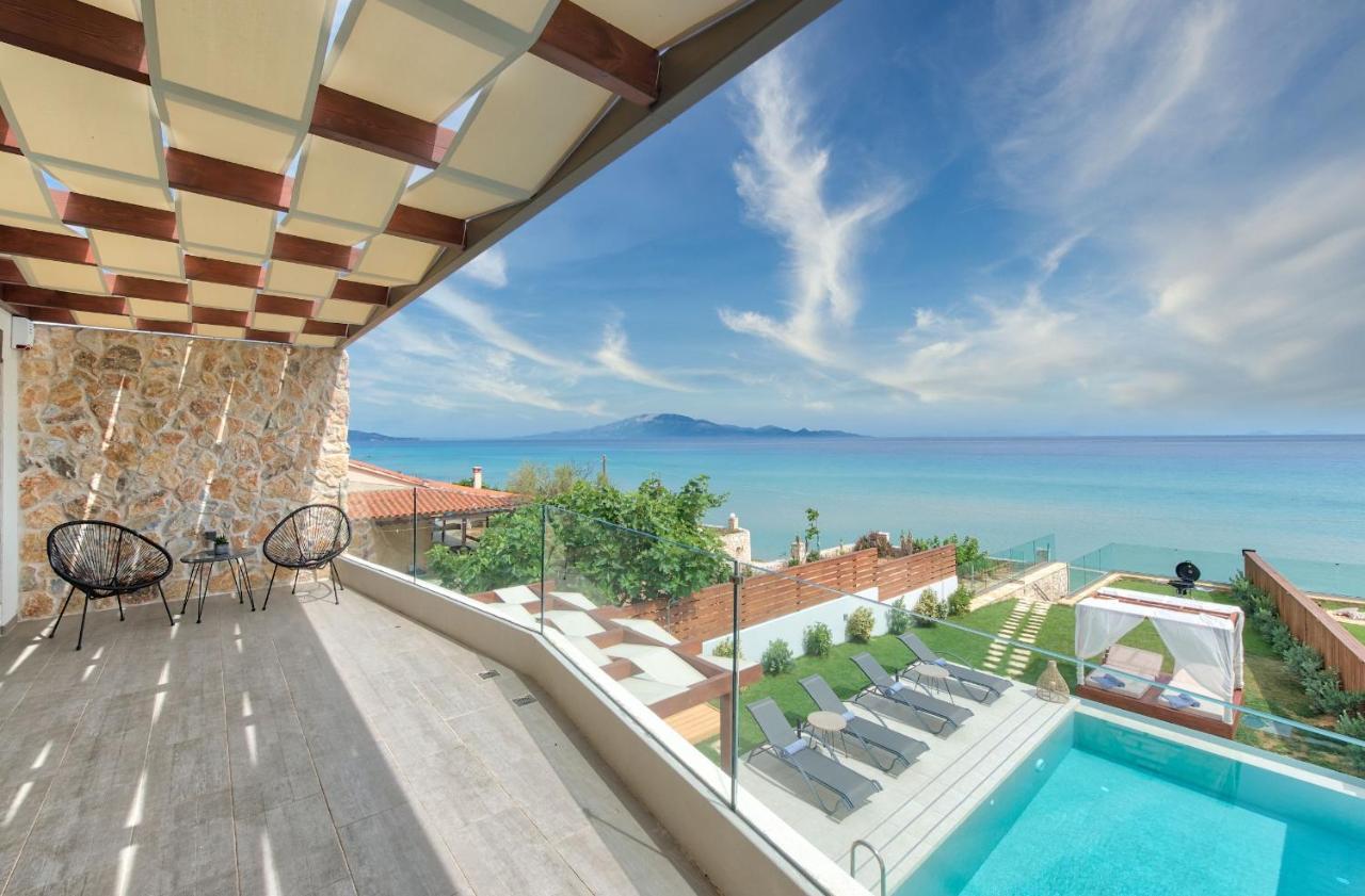 Sabbia D'Oro Beach Villa Meson Yerakarion Exterior photo